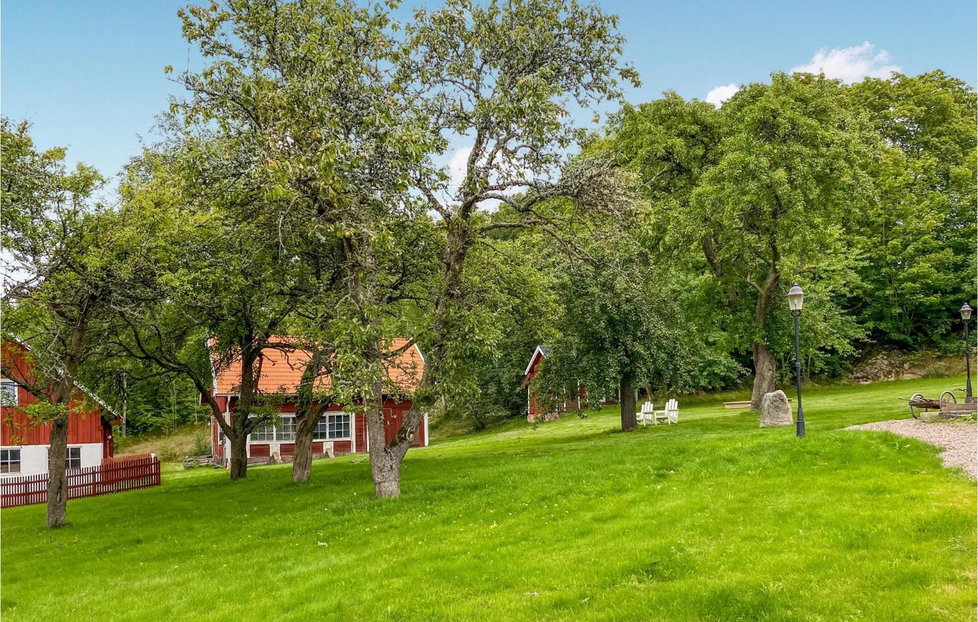 Awesome Home In Oedeshoeg With Wifi Экстерьер фото