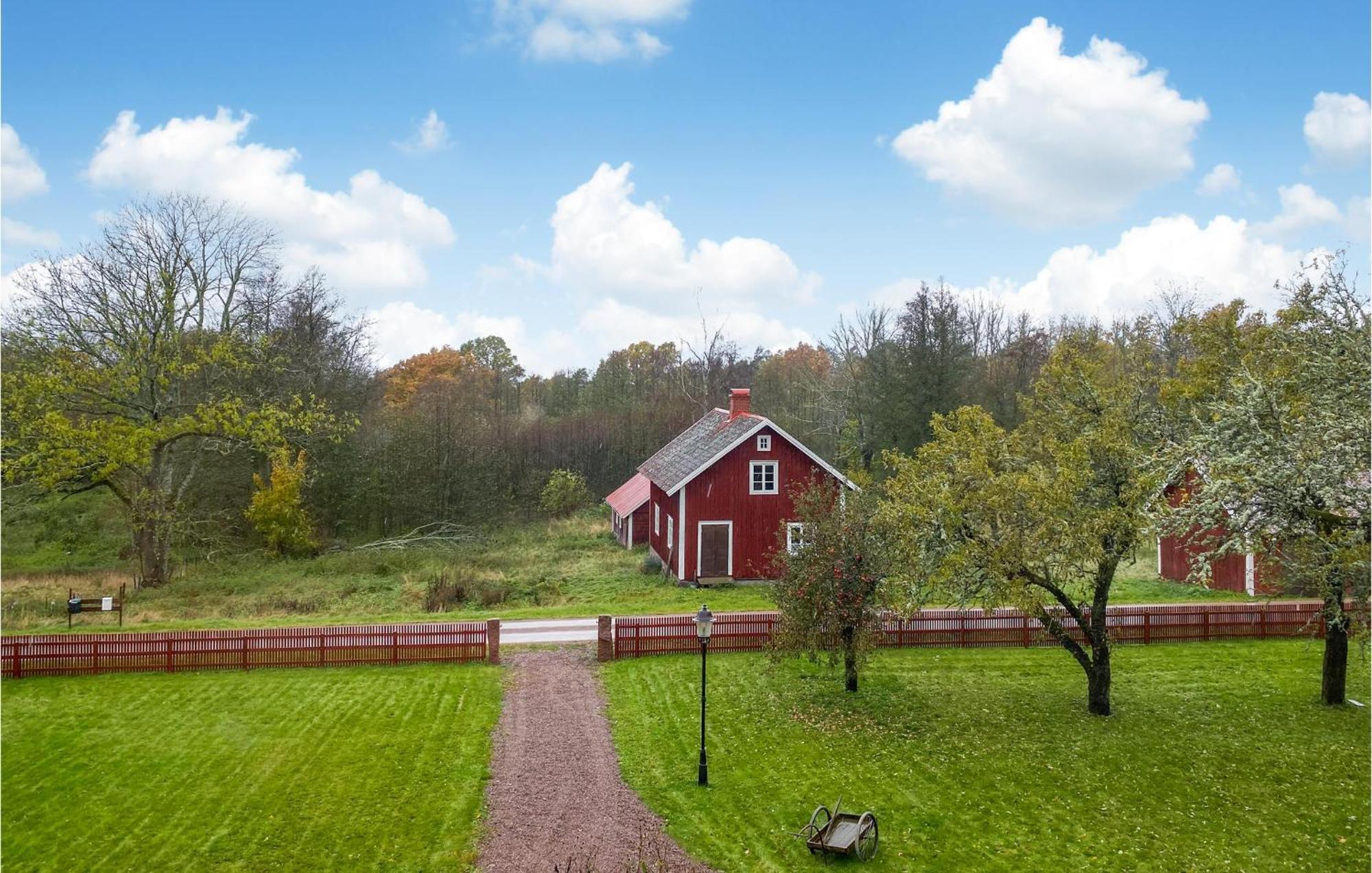 Awesome Home In Oedeshoeg With Wifi Экстерьер фото
